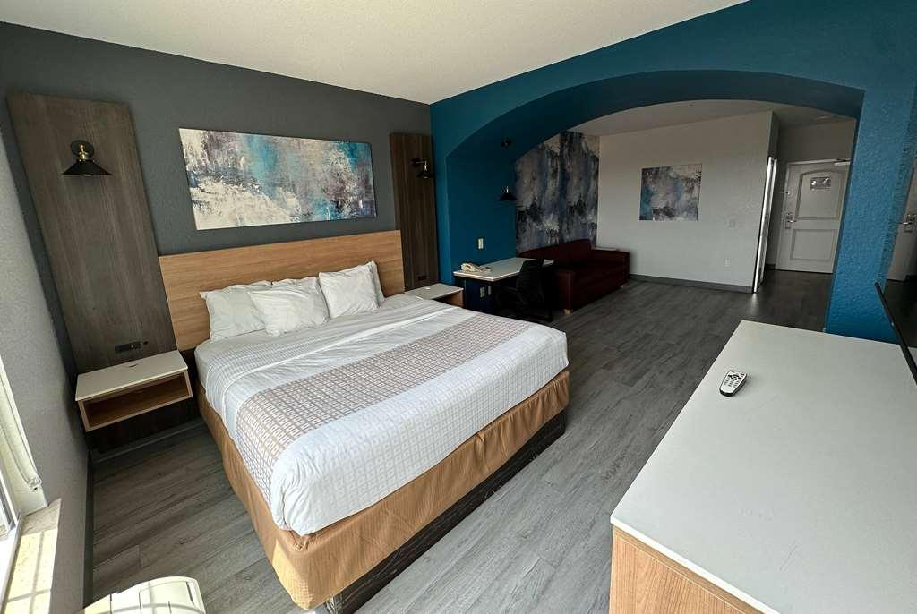 La Quinta Inn & Suites By Wyndham Ft Worth-בורלסון חדר תמונה