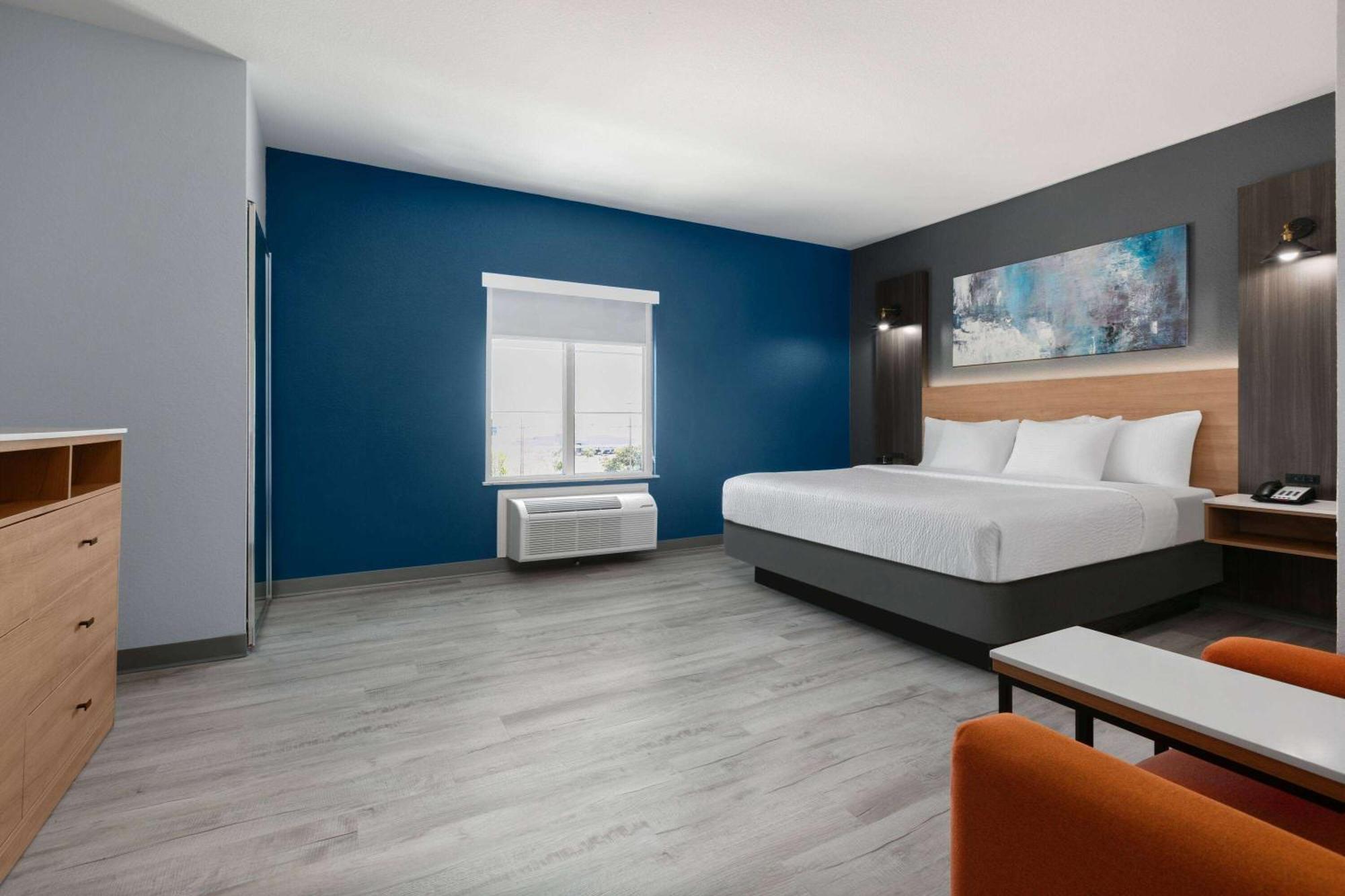 La Quinta Inn & Suites By Wyndham Ft Worth-בורלסון מראה חיצוני תמונה