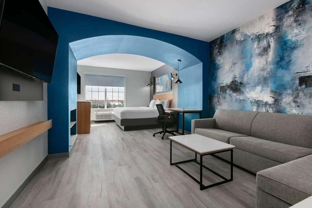 La Quinta Inn & Suites By Wyndham Ft Worth-בורלסון חדר תמונה